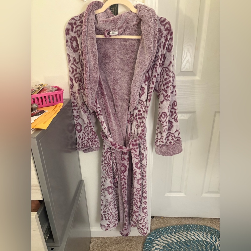 Croft & Barrow Purple Patterned Robe